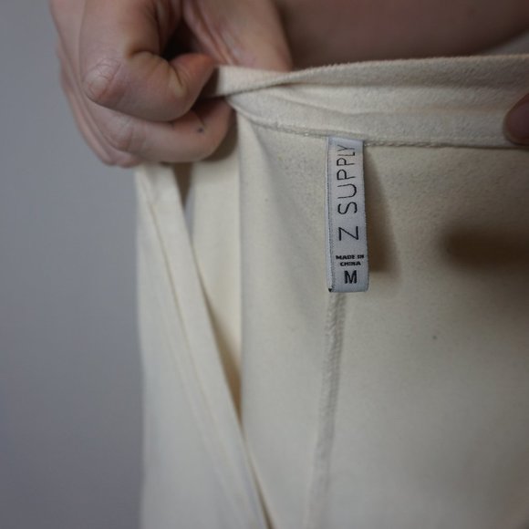 Super Soft White Flowy Tank - Picture 6 of 6